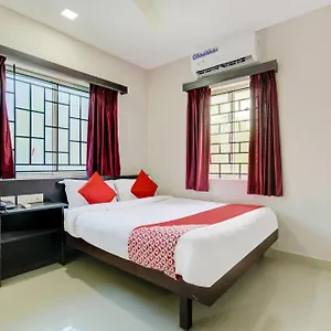 3* Hotel Flagship Saligram Residency